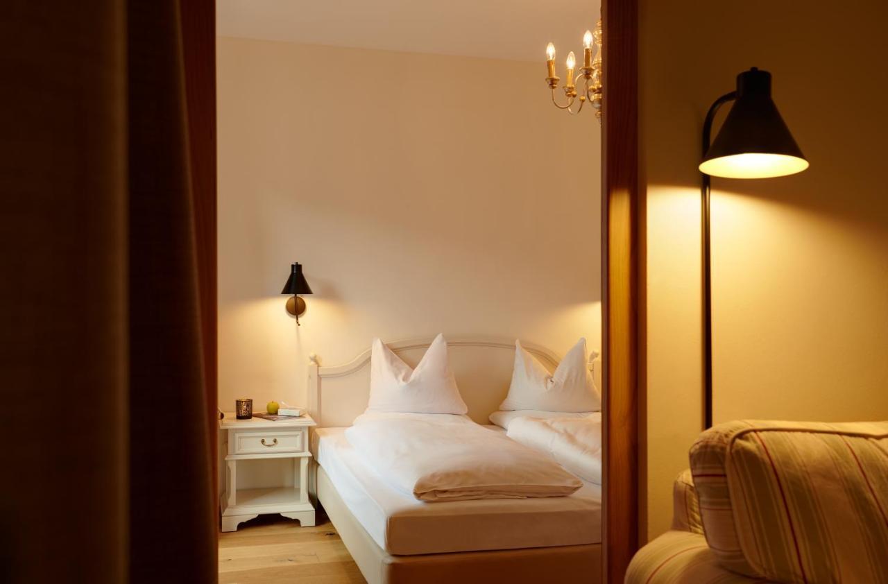 Historic Guesthouse Bircher B&B Apartments Near Sterzing Campo di Trens Exteriér fotografie