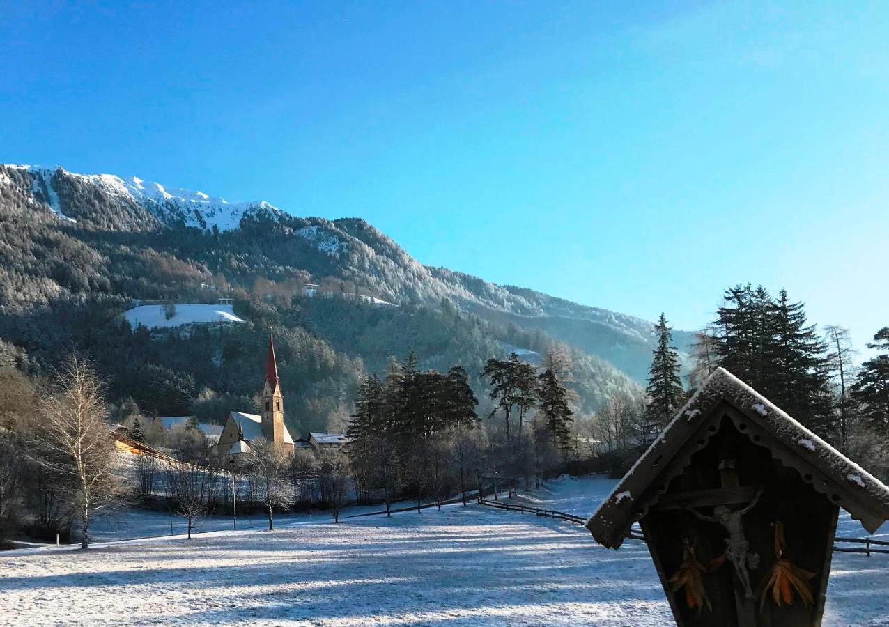 Historic Guesthouse Bircher B&B Apartments Near Sterzing Campo di Trens Exteriér fotografie